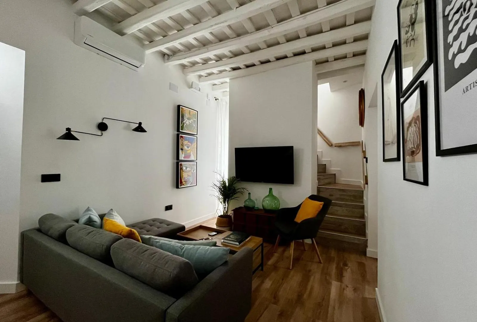 El Taller location
